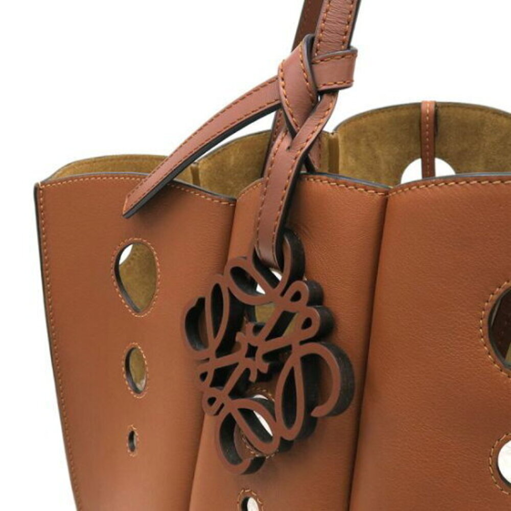 Loewe Shell Tote - Picture 4 of 9